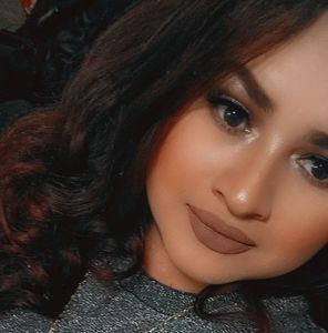 Meet your Posher, Karina